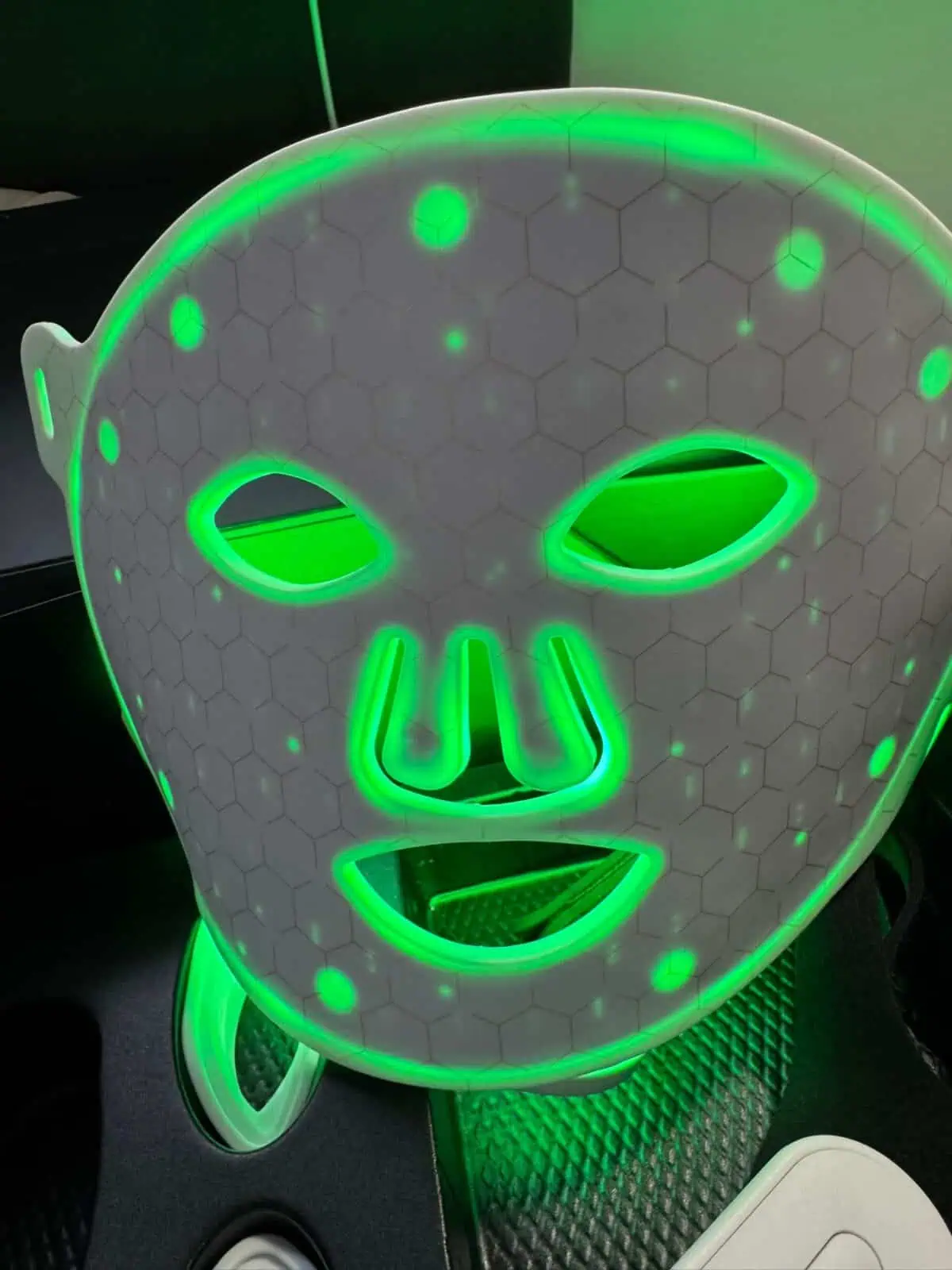 Silicone LED Mask + Vitamin ACE Product - Image 6