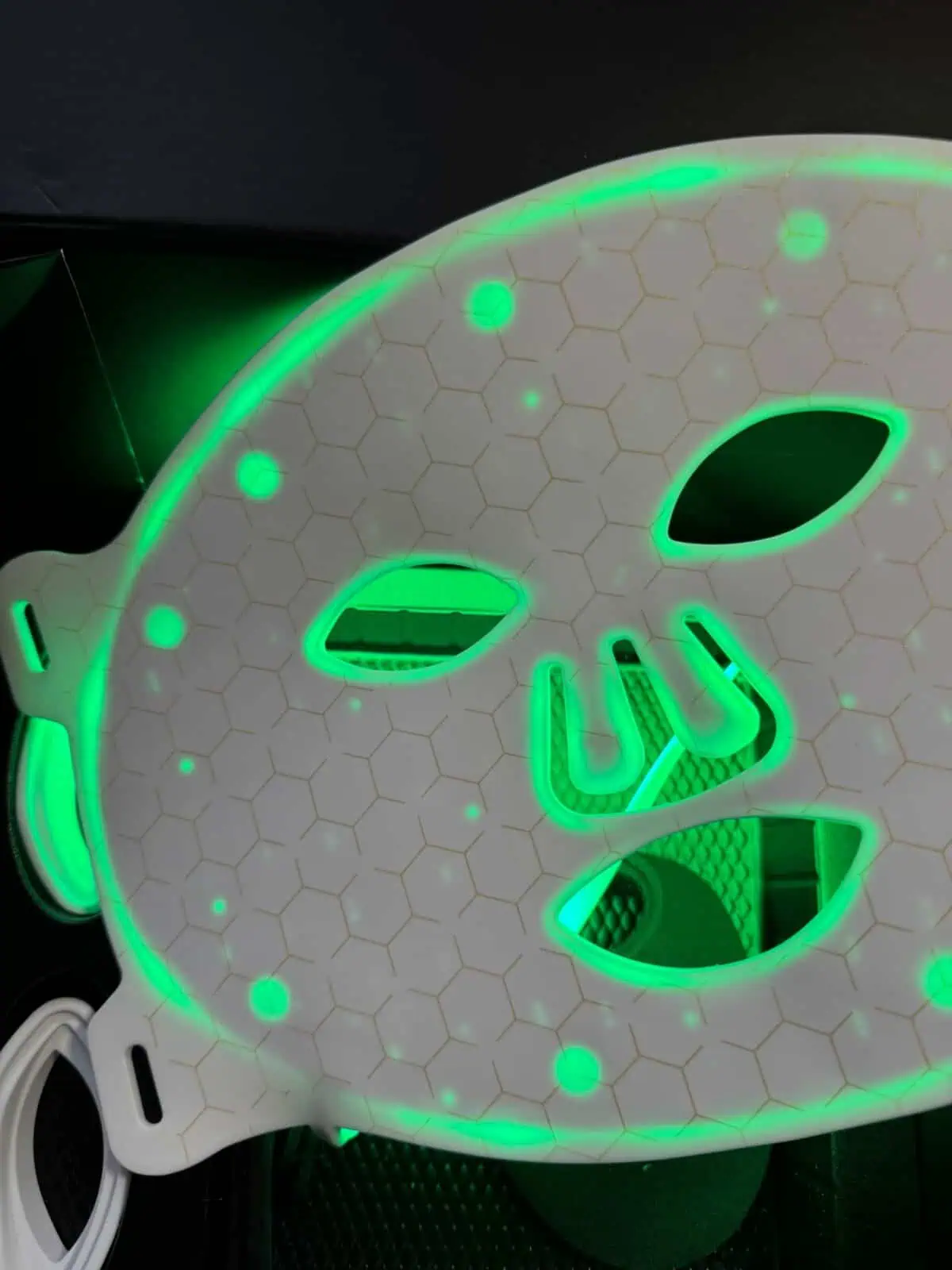 Silicone LED Mask + Vitamin ACE Product - Image 5